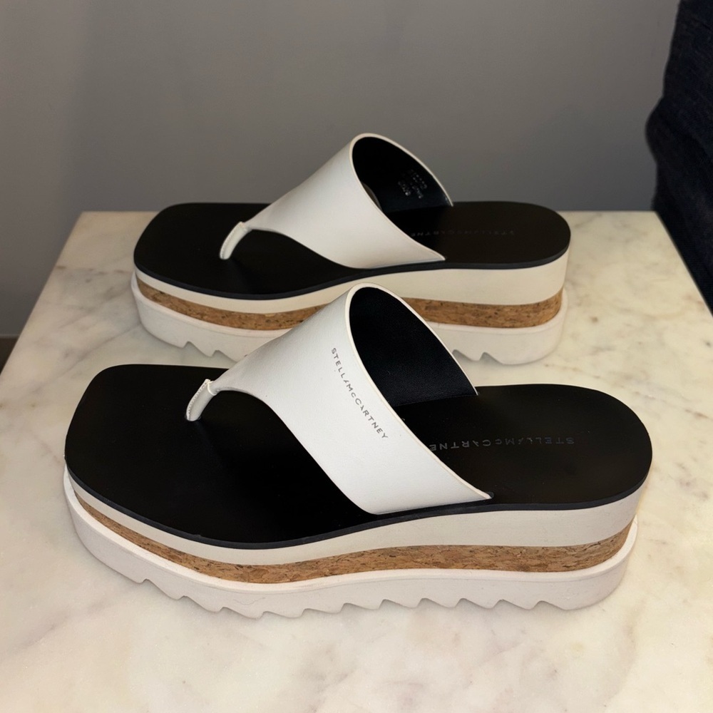 Like New - Stella McCartney Sneak-Elyse Logo Printed Platform Sandals - Picture 6 of 8